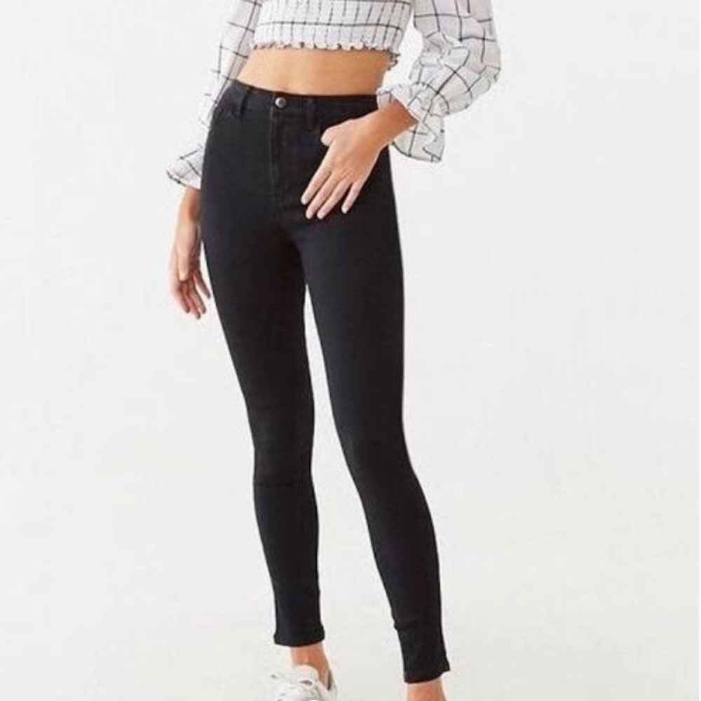 NWT Forever21 high rise curvy skinny black jean 25